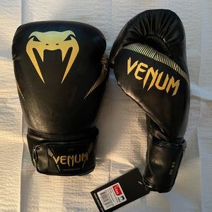 Venum Impact Boxing Gloves - 14oz.